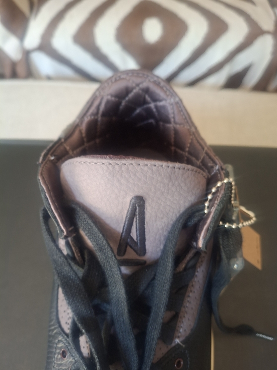 Jordan 3s Ma Maniere main image 4